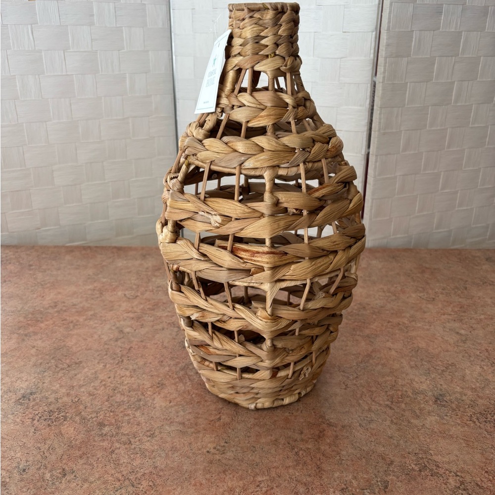 Woven Wicker - seagrass Decorative Vase in Natural Tan